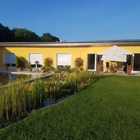 Zum Imker Holiday home *
