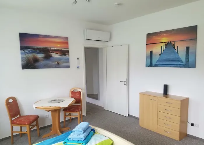 بيت للعطل Zum Imker