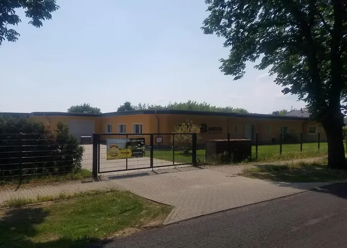 Zum Imker بيت للعطل *